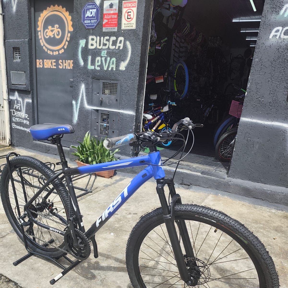 WhatsApp Image 2025-10-31 at 09.55.49 (1)